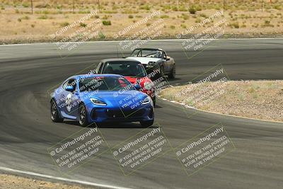 media/Jun-01-2025-CalClub SCCA (Sun) [[eae223c5dd]]/Group 1/Track Event 4/